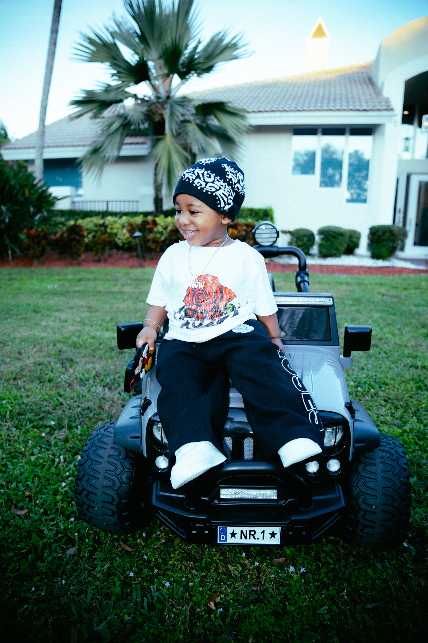 FR “Winter Bloom” Sweatpants Kids (Pre-Sale)